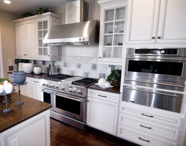 Custom Cabinet Building in Burleson